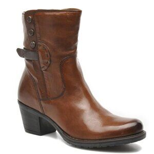 Clarks Women's Maymie Skye Boot (46)